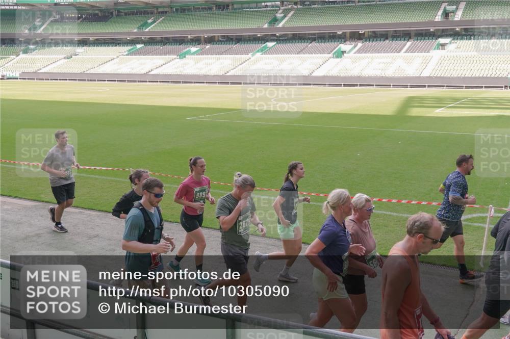 13.09.2026 - 21. swb-Marathon Bremen Michael Burmester http://msf.ph/oto/10305090 13.09.2026 13:36:26 Laufen im Stadion 444, 462, 491, 496, 590, 657, 799, 1015, 1132, 1135, 1279, 1396, 1432, 1620, 1726, 1762, 1887, 1934, 1951, 1965, 1974, 1977, 2078, 2227, 2335, 2578, 2639, 2650, 2688, 2789, 2842, 2892, 2894, 2933, 2939, 3090, 3161, 3169, 3178, 3299, 3303, 3406, 3408, 3463, 3472, 3498, 3555, 3570, 3573, 3588, 3640, 3731, 3779, 3801, 3839, 3985, 3992, 3993, 4084, 4145, 4200, 4210, 4290, 4464, 4538, 4546, 4801, 4880, 4967, 5000, 5034, 5182, 5332, 5461, 5679, 5818 meine-sportfotos.de