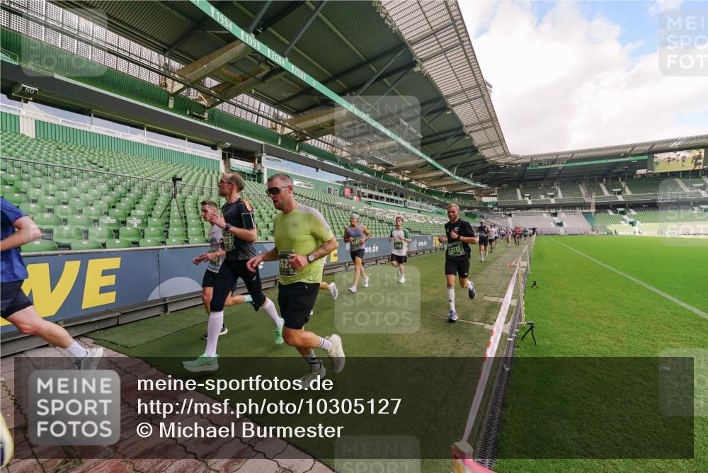 13.09.2026 - 21. swb-Marathon Bremen Michael Burmester http://msf.ph/oto/10305127 13.09.2026 12:55:08 Laufen im Stadion 161, 189, 201, 205, 385, 388, 411, 461, 472, 481, 495, 655, 666, 675, 816, 827, 854, 913, 1053, 1058, 1076, 1197, 1390, 1419, 1468, 1537, 1551, 1599, 1631, 1645, 1658, 2055, 2122, 2125, 2234, 2251, 2319, 2383, 2390, 2474, 2499, 2604, 2623, 2701, 2733, 2801, 2824, 2870, 2882, 2913, 2922, 2962, 2971, 3012, 3054, 3057, 3134, 3175, 3192, 3206, 3241, 3246, 3346, 3356, 3357, 3413, 3706, 3716, 3836, 4135, 4137, 4413, 4733, 5277, 5430, 5530, 6106, 107, 2498 meine-sportfotos.de