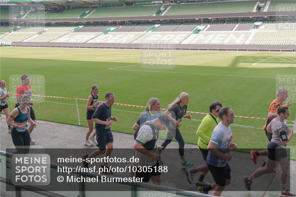 13.09.2026 - 21. swb-Marathon Bremen Michael Burmester http://msf.ph/oto/10305188 13.09.2026 13:36:32 Laufen im Stadion 444, 462, 491, 496, 590, 657, 756, 799, 1015, 1132, 1135, 1279, 1432, 1620, 1726, 1762, 1887, 1934, 1951, 1965, 1974, 1977, 2078, 2227, 2578, 2639, 2650, 2688, 2789, 2842, 2892, 2894, 2933, 2939, 3090, 3161, 3169, 3178, 3299, 3303, 3406, 3408, 3463, 3472, 3498, 3555, 3570, 3573, 3588, 3640, 3731, 3779, 3801, 3839, 3985, 3992, 3993, 4084, 4145, 4200, 4210, 4290, 4464, 4538, 4801, 4880, 4967, 5000, 5034, 5182, 5332, 5461, 5536, 5679, 5818 meine-sportfotos.de