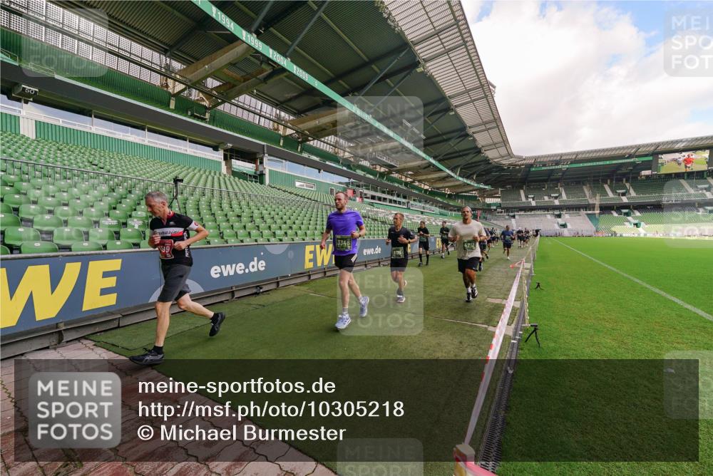 13.09.2026 - 21. swb-Marathon Bremen Michael Burmester http://msf.ph/oto/10305218 13.09.2026 12:55:24 Laufen im Stadion 161, 189, 201, 205, 307, 385, 388, 411, 461, 465, 481, 495, 655, 666, 827, 854, 913, 926, 1053, 1058, 1197, 1390, 1537, 1599, 1631, 1645, 1658, 1750, 2122, 2125, 2234, 2251, 2260, 2319, 2383, 2390, 2474, 2499, 2604, 2701, 2733, 2801, 2824, 2870, 2882, 2913, 2922, 2962, 2971, 3012, 3054, 3057, 3119, 3134, 3175, 3192, 3206, 3241, 3246, 3290, 3346, 3356, 3357, 3411, 3508, 3706, 3716, 3836, 4135, 4137, 4171, 4413, 4455, 4479, 4733, 5277, 5430, 5530, 6106, 107, 2498 meine-sportfotos.de