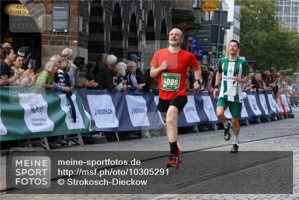 13.09.2026 - 21. swb-Marathon Bremen Strokosch-Dieckow http://msf.ph/oto/10305291 13.09.2026 12:59:17 Ziel 1118, 1576, 3624, 3688, 4399, 4847, 6929, 8065, 8994, 9120, 9329, 1248, 1800, 2651, 3251, 4096, 9533 meine-sportfotos.de