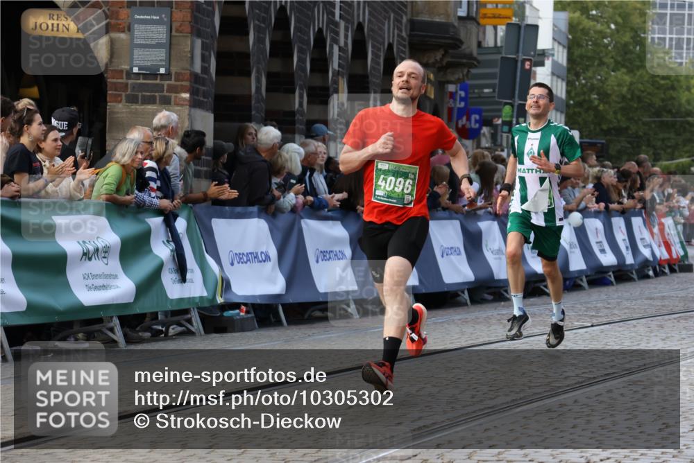 13.09.2026 - 21. swb-Marathon Bremen Strokosch-Dieckow http://msf.ph/oto/10305302 13.09.2026 12:59:18 Ziel 1118, 1576, 3624, 3688, 4399, 4847, 8065, 8994, 9120, 9329, 1248, 1800, 2651, 3251, 9533 meine-sportfotos.de