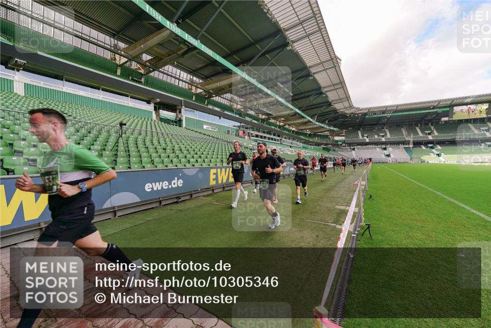 13.09.2026 - 21. swb-Marathon Bremen Michael Burmester http://msf.ph/oto/10305346 13.09.2026 12:55:50 Laufen im Stadion 161, 201, 205, 307, 388, 411, 431, 461, 465, 495, 655, 854, 876, 913, 926, 948, 1053, 1058, 1130, 1197, 1390, 1537, 1599, 1645, 1750, 1972, 2001, 2040, 2122, 2125, 2234, 2251, 2260, 2319, 2383, 2390, 2473, 2474, 2535, 2604, 2733, 2801, 2812, 2870, 2922, 2948, 3012, 3057, 3119, 3134, 3175, 3192, 3202, 3206, 3241, 3246, 3290, 3346, 3348, 3356, 3411, 3508, 3706, 3716, 3836, 4135, 4137, 4171, 4413, 4455, 4479, 4733, 5277, 5430, 5530, 6106, 107, 2498 meine-sportfotos.de