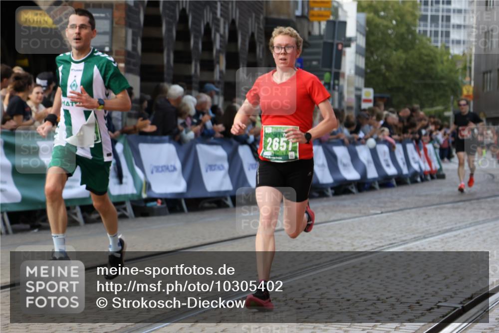 13.09.2026 - 21. swb-Marathon Bremen Strokosch-Dieckow http://msf.ph/oto/10305402 13.09.2026 12:59:20 Ziel 1118, 3584, 3624, 3688, 4399, 4847, 6991, 8065, 8994, 9120, 9329, 466, 862, 1800, 3251, 5316 meine-sportfotos.de