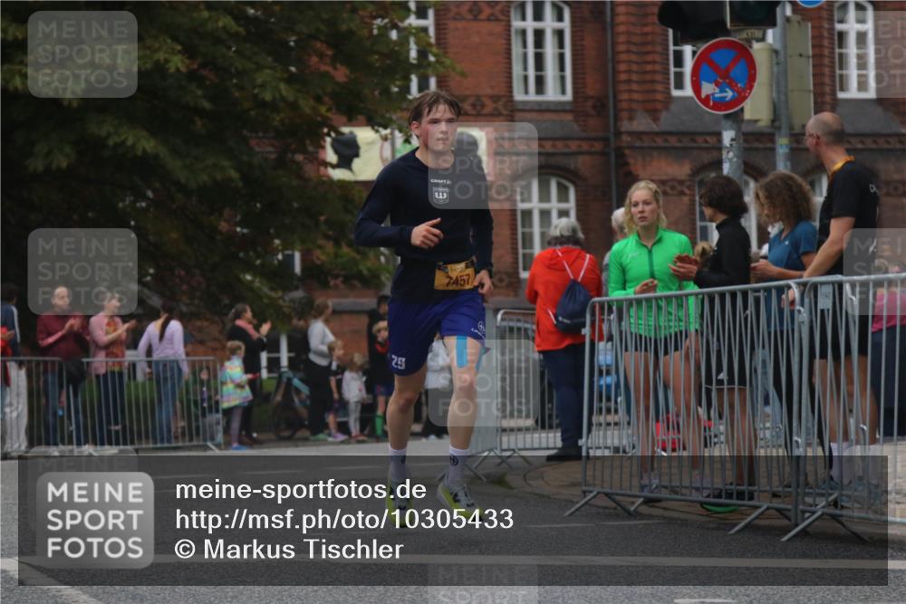 13.09.2026 - Kiel Lauf Markus Tischler http://msf.ph/oto/10305433 13.09.2026 10:23:12 Fleethörn 25, 7457, 444444 meine-sportfotos.de