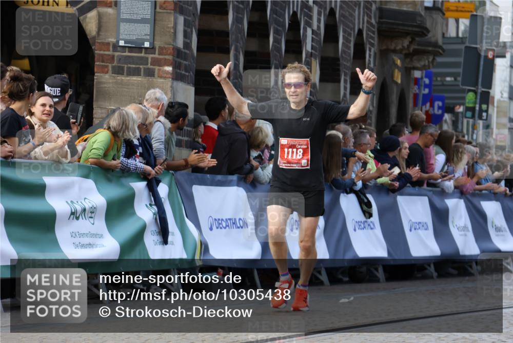 13.09.2026 - 21. swb-Marathon Bremen Strokosch-Dieckow http://msf.ph/oto/10305438 13.09.2026 12:59:24 Ziel 1118, 1508, 1751, 3584, 3688, 4399, 4847, 6991, 8994, 9120, 9329, 126, 277, 466, 862, 1852, 3251, 4964, 5316, 5828 meine-sportfotos.de
