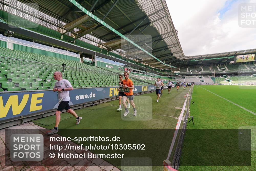 13.09.2026 - 21. swb-Marathon Bremen Michael Burmester http://msf.ph/oto/10305502 13.09.2026 12:56:17 Laufen im Stadion 205, 307, 388, 411, 431, 465, 495, 655, 769, 854, 857, 876, 913, 926, 948, 1058, 1130, 1197, 1390, 1537, 1599, 1601, 1645, 1750, 1972, 2001, 2040, 2122, 2125, 2234, 2251, 2260, 2319, 2383, 2473, 2474, 2493, 2535, 2604, 2634, 2640, 2671, 2761, 2812, 2948, 3057, 3078, 3119, 3175, 3192, 3202, 3246, 3290, 3346, 3348, 3411, 3450, 3458, 3508, 3514, 3634, 3706, 3716, 3813, 3836, 4135, 4137, 4171, 4413, 4455, 4479, 4733, 5277, 5430, 5530, 6106, 107, 2498 meine-sportfotos.de