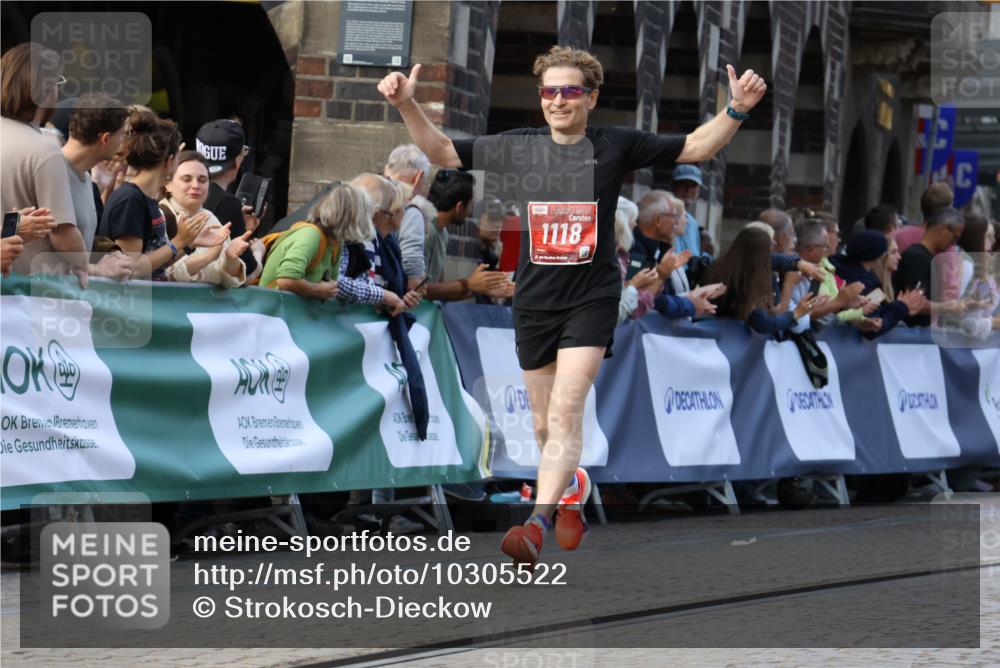 13.09.2026 - 21. swb-Marathon Bremen Strokosch-Dieckow http://msf.ph/oto/10305522 13.09.2026 12:59:25 Ziel 1118, 1508, 1751, 1993, 3584, 3688, 4399, 4847, 6991, 8383, 8994, 9120, 9329, 126, 277, 466, 862, 1852, 3251, 4964, 5316, 5828 meine-sportfotos.de