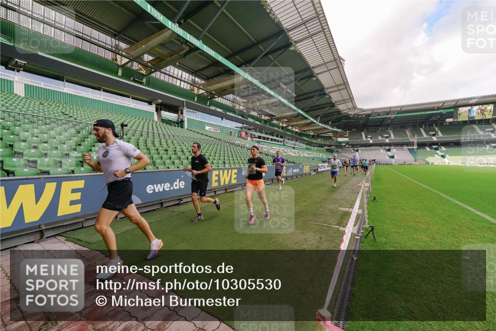 13.09.2026 - 21. swb-Marathon Bremen Michael Burmester http://msf.ph/oto/10305530 13.09.2026 12:56:21 Laufen im Stadion 205, 307, 388, 411, 431, 465, 495, 655, 769, 854, 857, 876, 913, 926, 948, 1058, 1130, 1197, 1390, 1537, 1599, 1601, 1645, 1750, 1972, 2001, 2040, 2051, 2075, 2122, 2125, 2234, 2251, 2260, 2319, 2383, 2473, 2493, 2535, 2604, 2634, 2640, 2671, 2761, 2812, 2948, 3057, 3078, 3119, 3192, 3202, 3246, 3290, 3346, 3348, 3411, 3450, 3458, 3508, 3514, 3634, 3706, 3716, 3760, 3813, 3836, 4135, 4137, 4171, 4413, 4455, 4479, 4733, 5277, 5430, 5530, 6106, 107, 2498 meine-sportfotos.de