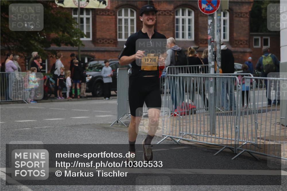 13.09.2026 - Kiel Lauf Markus Tischler http://msf.ph/oto/10305533 13.09.2026 10:23:43 Fleethörn 4215, 00, 101, 48, 11798 meine-sportfotos.de