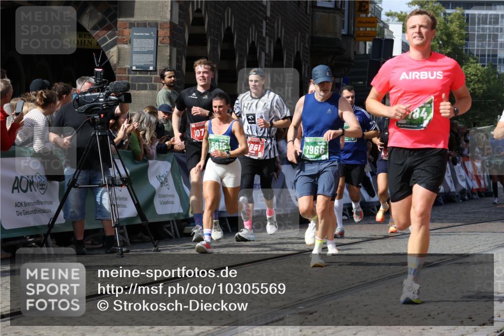 13.09.2026 - 21. swb-Marathon Bremen Strokosch-Dieckow http://msf.ph/oto/10305569 13.09.2026 13:30:10 Ziel 109, 124, 454, 716, 1073, 1173, 1205, 1759, 1780, 1848, 1861, 2289, 3320, 3618, 3667, 3908, 4115, 4524, 4575, 5631, 6006, 6127, 6725, 7079, 7093, 7884, 8267, 8470, 8481, 8612, 8771, 8899, 9049, 9534, 9747, 9770, 10013, 881, 1909, 1938, 2265, 2364, 2900, 4763, 5615, 7184, 7821, 7966, 8090, 8105, 8169, 8314, 8441, 8494, 9015, 9412, 9529 meine-sportfotos.de