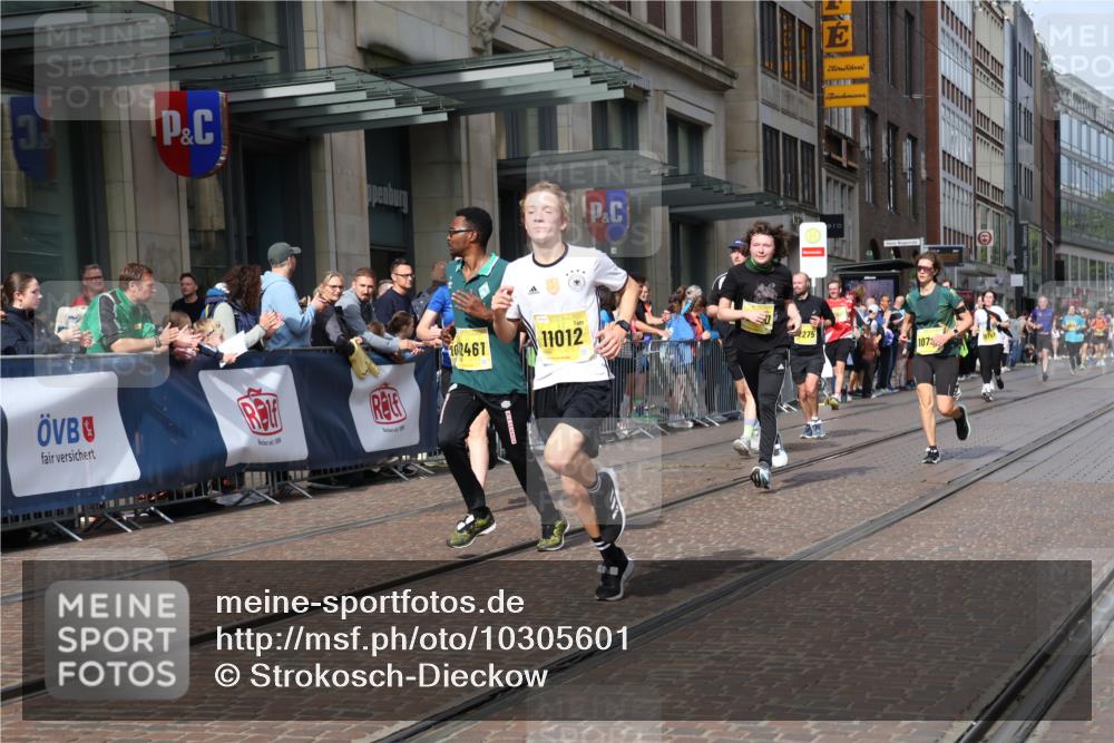 13.09.2026 - 21. swb-Marathon Bremen Strokosch-Dieckow http://msf.ph/oto/10305601 13.09.2026 10:53:12 Ziel 10141, 10222, 10227, 10448, 10478, 10479, 10626, 10757, 10780, 10821, 10838, 10845, 10886, 11168, 11242, 11379, 11446, 11502, 11590, 11800, 12040, 12056, 12119, 12275, 12308, 12341, 13597, 10284, 10304, 10448, 10585, 10714, 10863, 11012, 11238, 11282, 11386, 11575, 11766, 12019, 12170, 12369, 12398, 12461 meine-sportfotos.de