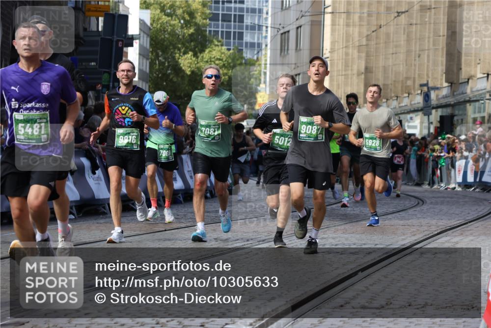 13.09.2026 - 21. swb-Marathon Bremen Strokosch-Dieckow http://msf.ph/oto/10305633 13.09.2026 13:24:09 Ziel 342, 2210, 2288, 2485, 2517, 2560, 3044, 3642, 4601, 4671, 5011, 5116, 5146, 5231, 6157, 6332, 6648, 7105, 7216, 7357, 7475, 7761, 8051, 8052, 8095, 8290, 10059, 10115, 13007, 13197, 776, 1250, 2295, 2491, 4000, 4559, 5012, 5208, 5481, 5928, 5929, 7059, 7069, 7081, 7156, 8082, 8415, 9087, 9573, 9916 meine-sportfotos.de