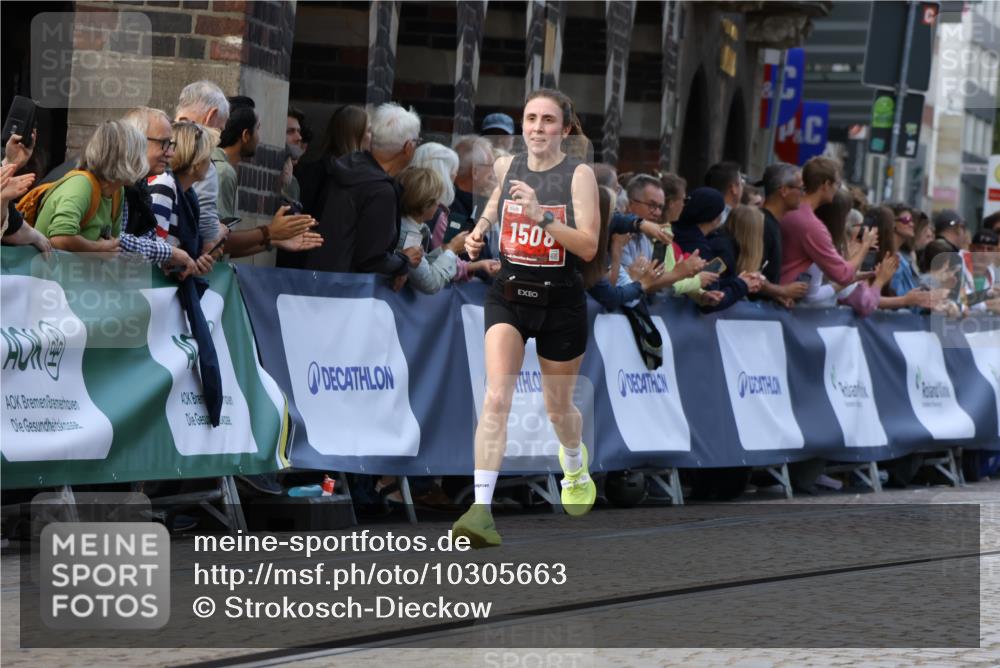 13.09.2026 - 21. swb-Marathon Bremen Strokosch-Dieckow http://msf.ph/oto/10305663 13.09.2026 12:59:35 Ziel 658, 1248, 1508, 1751, 1800, 1993, 2651, 3584, 3688, 4096, 6991, 8383, 9533, 126, 277, 1320, 1485, 1852, 4964, 5828, 6557, 8850 meine-sportfotos.de