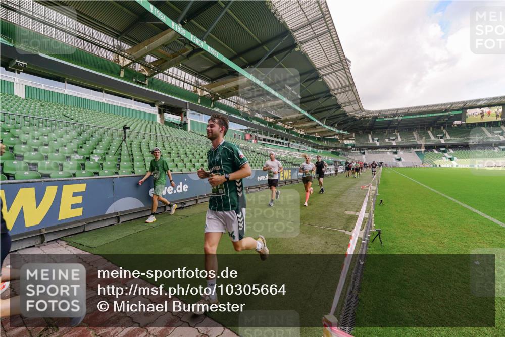 13.09.2026 - 21. swb-Marathon Bremen Michael Burmester http://msf.ph/oto/10305664 13.09.2026 12:56:45 Laufen im Stadion 307, 411, 431, 465, 655, 769, 776, 854, 857, 876, 913, 926, 948, 1010, 1058, 1130, 1254, 1537, 1601, 1645, 1750, 1809, 1900, 1972, 2001, 2040, 2051, 2075, 2122, 2260, 2319, 2324, 2402, 2473, 2493, 2535, 2604, 2634, 2640, 2671, 2761, 2812, 2904, 2948, 3051, 3057, 3078, 3119, 3192, 3202, 3290, 3348, 3411, 3450, 3458, 3508, 3514, 3634, 3690, 3706, 3760, 3813, 3866, 3939, 4101, 4135, 4137, 4171, 4316, 4319, 4413, 4455, 4479, 4733, 5277, 5430, 5530, 6106, 107, 2498 meine-sportfotos.de
