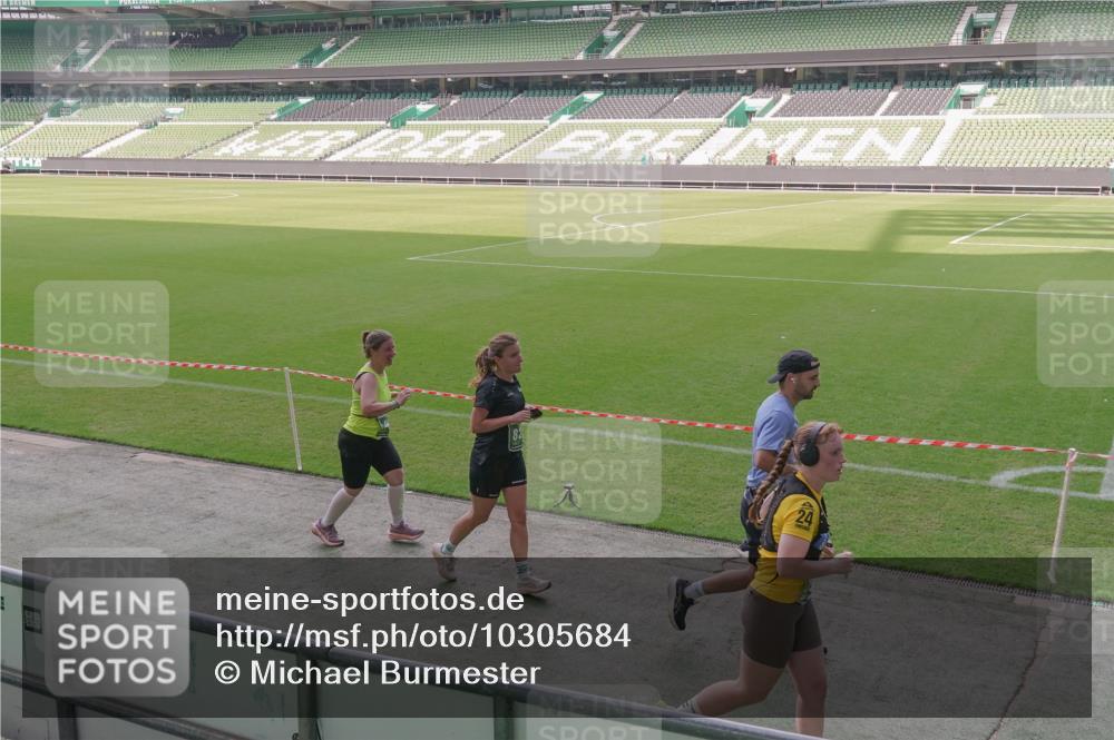 13.09.2026 - 21. swb-Marathon Bremen Michael Burmester http://msf.ph/oto/10305684 13.09.2026 13:37:03 Laufen im Stadion 360, 410, 421, 444, 491, 590, 657, 756, 799, 971, 1015, 1132, 1135, 1279, 1432, 1620, 1726, 1734, 1762, 1887, 1934, 1951, 2060, 2078, 2227, 2578, 2639, 2688, 2772, 2842, 2892, 2933, 2939, 3161, 3169, 3178, 3299, 3303, 3408, 3427, 3463, 3472, 3498, 3499, 3555, 3570, 3573, 3588, 3640, 3646, 3731, 3779, 3801, 3839, 3985, 3992, 3993, 4084, 4145, 4210, 4252, 4416, 4464, 4538, 4801, 4845, 4939, 5034, 5145, 5166, 5182, 5210, 5332, 5461, 5536, 5679 meine-sportfotos.de