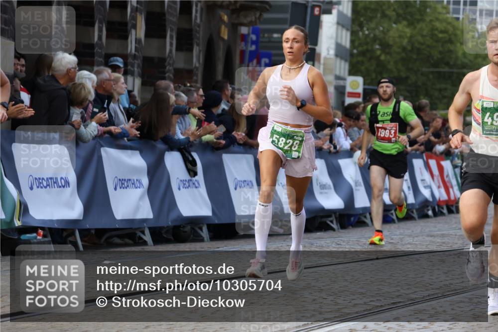 13.09.2026 - 21. swb-Marathon Bremen Strokosch-Dieckow http://msf.ph/oto/10305704 13.09.2026 12:59:36 Ziel 658, 1248, 1508, 1751, 1800, 1993, 2651, 3584, 3688, 4096, 6991, 8383, 9533, 126, 277, 807, 1320, 1485, 1852, 4964, 5828, 6557, 8850 meine-sportfotos.de
