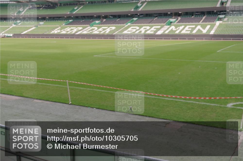 13.09.2026 - 21. swb-Marathon Bremen Michael Burmester http://msf.ph/oto/10305705 13.09.2026 11:56:03 Laufen im Stadion 133 meine-sportfotos.de
