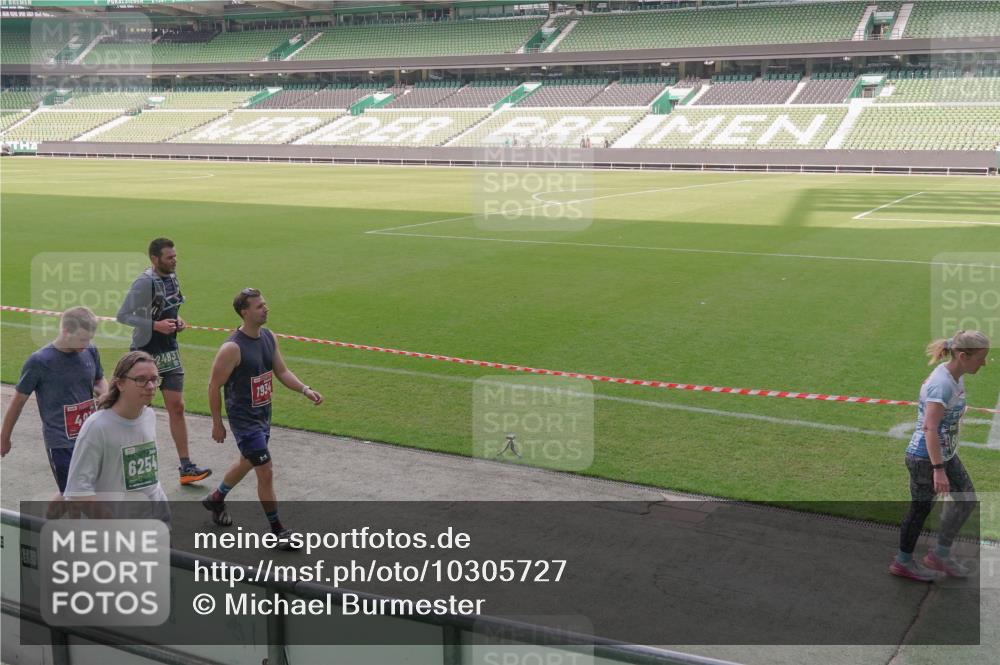 13.09.2026 - 21. swb-Marathon Bremen Michael Burmester http://msf.ph/oto/10305727 13.09.2026 13:37:11 Laufen im Stadion 360, 410, 421, 444, 491, 590, 657, 756, 799, 971, 1015, 1132, 1135, 1279, 1432, 1620, 1734, 1762, 1887, 1934, 1951, 2060, 2078, 2227, 2578, 2639, 2688, 2772, 2842, 2892, 2933, 2939, 3161, 3169, 3178, 3299, 3303, 3408, 3427, 3463, 3498, 3499, 3570, 3573, 3588, 3640, 3646, 3731, 3779, 3839, 3919, 3985, 3992, 3993, 4084, 4145, 4210, 4252, 4416, 4464, 4538, 4801, 4845, 4939, 5034, 5145, 5166, 5182, 5210, 5332, 5461, 5536, 5679 meine-sportfotos.de