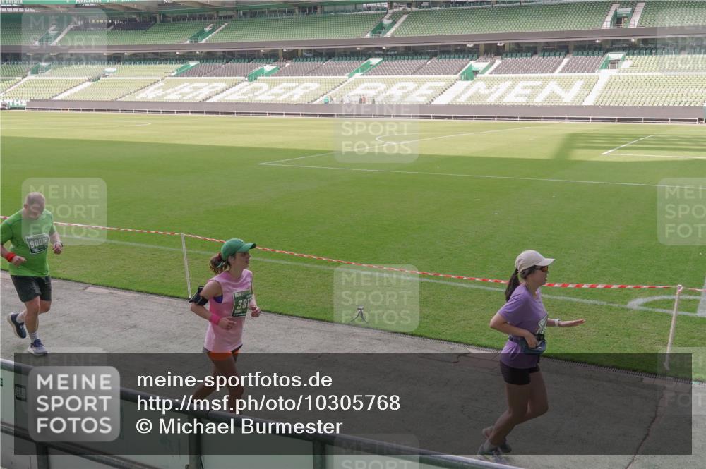 13.09.2026 - 21. swb-Marathon Bremen Michael Burmester http://msf.ph/oto/10305768 13.09.2026 13:37:17 Laufen im Stadion 144, 360, 410, 421, 444, 491, 590, 756, 799, 848, 971, 1015, 1132, 1135, 1279, 1432, 1620, 1734, 1762, 1887, 1934, 1951, 2060, 2078, 2227, 2639, 2688, 2772, 2842, 2892, 2933, 2939, 3161, 3169, 3178, 3299, 3303, 3408, 3427, 3463, 3498, 3499, 3570, 3573, 3588, 3640, 3646, 3731, 3779, 3839, 3919, 3985, 3992, 3993, 4084, 4145, 4210, 4252, 4314, 4416, 4464, 4538, 4801, 4845, 4939, 5034, 5145, 5166, 5182, 5210, 5332, 5461, 5536, 5679, 170 meine-sportfotos.de