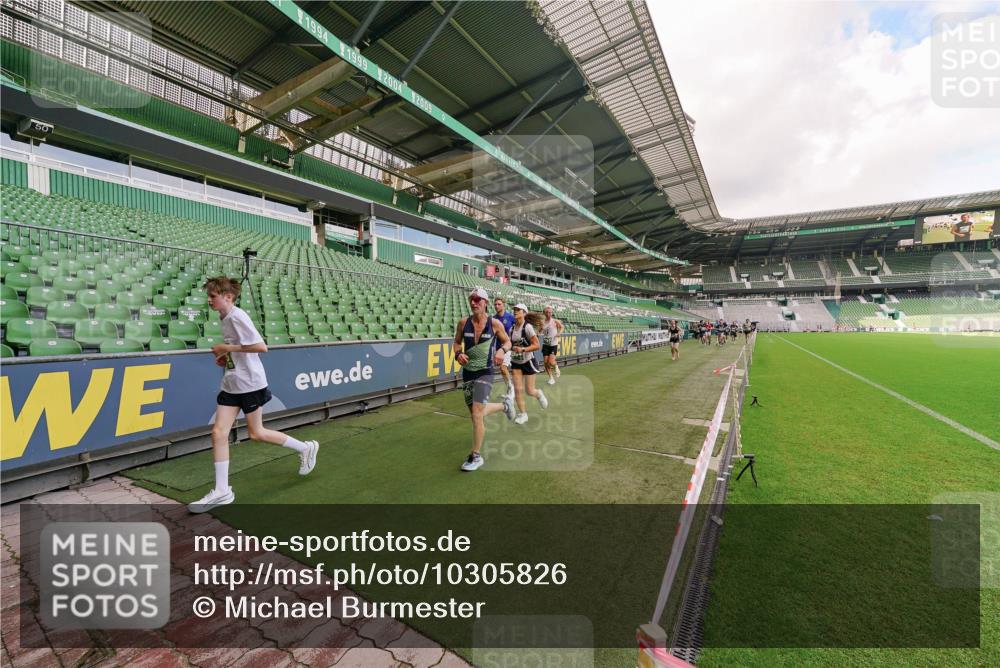 13.09.2026 - 21. swb-Marathon Bremen Michael Burmester http://msf.ph/oto/10305826 13.09.2026 12:57:09 Laufen im Stadion 307, 334, 411, 431, 465, 655, 769, 776, 854, 857, 876, 909, 926, 948, 1010, 1130, 1191, 1254, 1535, 1537, 1601, 1750, 1752, 1809, 1881, 1900, 1972, 2001, 2040, 2046, 2051, 2075, 2122, 2260, 2324, 2371, 2402, 2423, 2473, 2493, 2535, 2604, 2634, 2640, 2671, 2761, 2812, 2903, 2904, 2948, 3051, 3078, 3119, 3182, 3202, 3290, 3319, 3348, 3411, 3450, 3458, 3508, 3514, 3634, 3685, 3690, 3760, 3813, 3866, 3939, 4101, 4135, 4171, 4316, 4319, 4455, 4479 meine-sportfotos.de