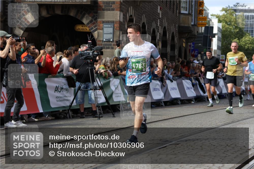 13.09.2026 - 21. swb-Marathon Bremen Strokosch-Dieckow http://msf.ph/oto/10305906 13.09.2026 13:30:15 Ziel 109, 454, 716, 1073, 1173, 1205, 1308, 1611, 1653, 1759, 1780, 1848, 1861, 2126, 3190, 3320, 3618, 3667, 3908, 4115, 4524, 4575, 5039, 5198, 5348, 5631, 6127, 6720, 6725, 7093, 8110, 8267, 8470, 8612, 8771, 8899, 9049, 9104, 9125, 881, 1067, 2265, 2900, 3163, 3164, 3425, 4058, 4415, 4763, 5506, 7821, 8090, 8105, 8116, 8117, 8169, 8314, 8494, 8762, 8878, 8966, 9011, 9015, 9108, 9412 meine-sportfotos.de