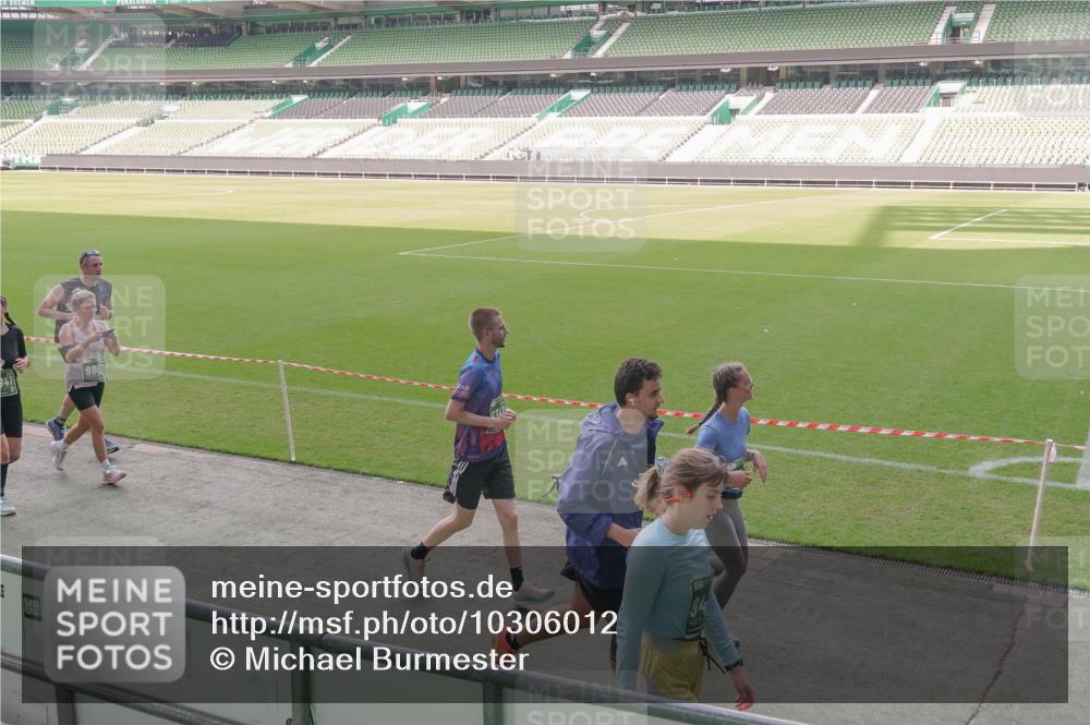 13.09.2026 - 21. swb-Marathon Bremen Michael Burmester http://msf.ph/oto/10306012 13.09.2026 13:37:38 Laufen im Stadion 144, 284, 360, 398, 410, 421, 444, 491, 590, 756, 799, 848, 971, 983, 1132, 1135, 1279, 1620, 1734, 1762, 1887, 1934, 1951, 2060, 2078, 2227, 2376, 2639, 2642, 2687, 2772, 2842, 2892, 2925, 2926, 2939, 3169, 3178, 3299, 3303, 3408, 3427, 3499, 3570, 3640, 3646, 3731, 3779, 3839, 3919, 3985, 3992, 3993, 4084, 4147, 4148, 4210, 4252, 4314, 4416, 4464, 4538, 4767, 4801, 4845, 4863, 4939, 5034, 5138, 5145, 5166, 5182, 5210, 5453, 5461, 5536, 5679, 6309, 170 meine-sportfotos.de