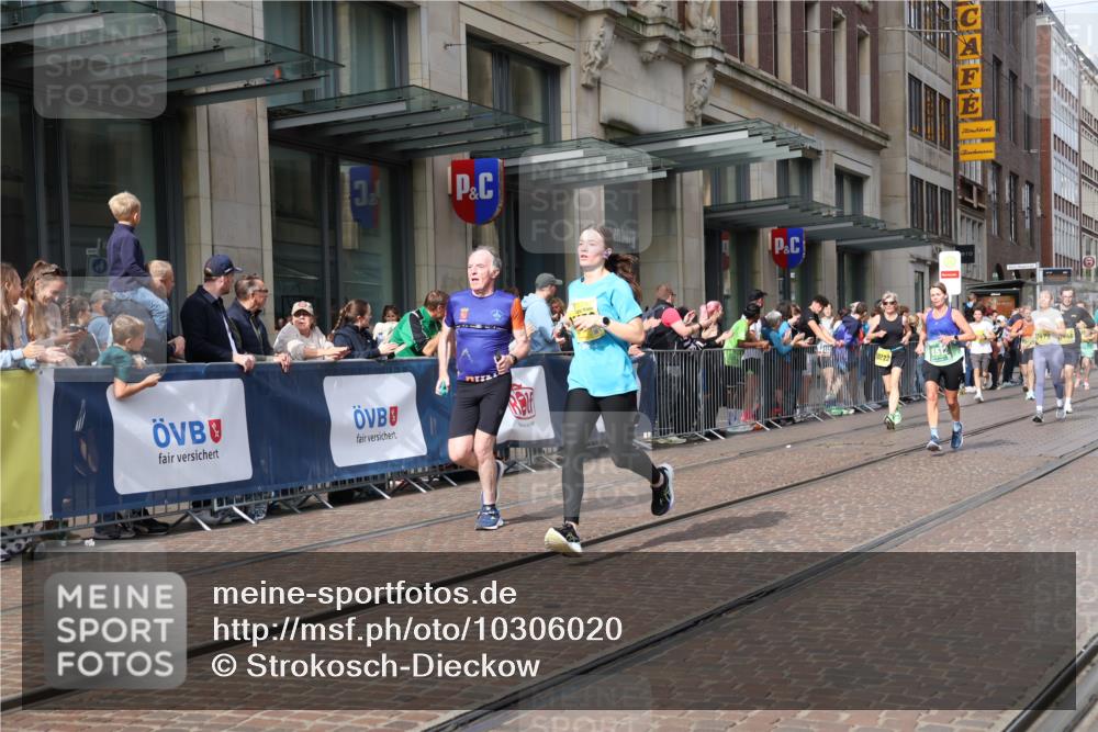 13.09.2026 - 21. swb-Marathon Bremen Strokosch-Dieckow http://msf.ph/oto/10306020 13.09.2026 10:53:25 Ziel 10141, 10174, 10222, 10227, 10255, 10478, 10479, 10626, 10684, 10685, 10708, 10838, 10845, 10905, 11242, 11446, 11489, 11502, 11596, 11800, 11950, 12119, 12331, 12341, 12405, 12492, 12515, 13597, 10284, 10448, 10585, 10757, 10780, 10821, 10886, 11012, 11168, 11379, 11590, 12040, 12056, 12170, 12275, 12308, 12398, 12461 meine-sportfotos.de