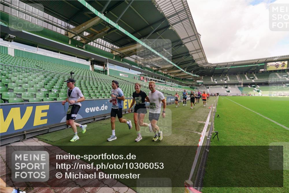 13.09.2026 - 21. swb-Marathon Bremen Michael Burmester http://msf.ph/oto/10306053 13.09.2026 12:57:47 Laufen im Stadion 141, 148, 334, 431, 511, 672, 769, 776, 789, 790, 857, 876, 909, 1010, 1119, 1130, 1191, 1199, 1254, 1281, 1535, 1601, 1642, 1647, 1752, 1809, 1881, 1900, 1931, 1933, 1972, 2040, 2046, 2051, 2075, 2324, 2343, 2371, 2397, 2402, 2423, 2425, 2473, 2493, 2634, 2640, 2671, 2761, 2771, 2807, 2812, 2903, 2904, 3051, 3078, 3138, 3148, 3182, 3186, 3319, 3338, 3450, 3458, 3514, 3534, 3560, 3634, 3655, 3685, 3690, 3695, 3760, 3813, 3866, 3933, 3939, 4101, 4316, 4319 meine-sportfotos.de