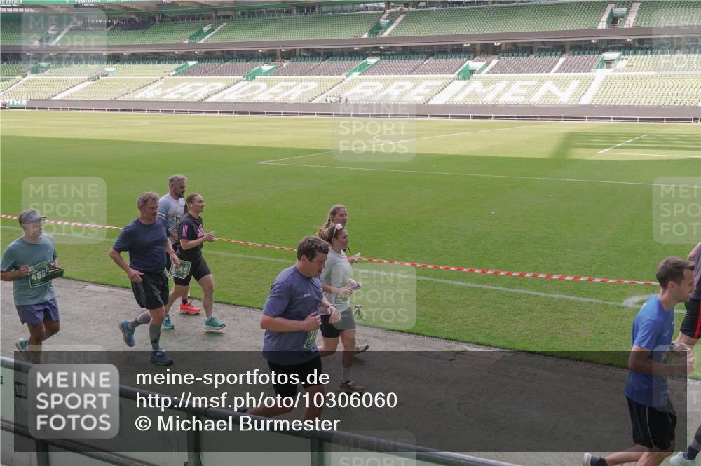 13.09.2026 - 21. swb-Marathon Bremen Michael Burmester http://msf.ph/oto/10306060 13.09.2026 13:37:41 Laufen im Stadion 144, 284, 360, 398, 410, 421, 444, 590, 756, 799, 848, 971, 983, 1132, 1135, 1279, 1620, 1734, 1762, 1887, 1951, 2060, 2078, 2227, 2376, 2639, 2642, 2687, 2772, 2842, 2892, 2925, 2926, 2939, 3178, 3299, 3303, 3383, 3384, 3408, 3427, 3499, 3570, 3640, 3646, 3731, 3779, 3839, 3919, 3985, 3992, 3993, 4084, 4147, 4148, 4210, 4252, 4314, 4416, 4464, 4538, 4767, 4801, 4845, 4863, 4939, 5034, 5138, 5145, 5166, 5182, 5210, 5453, 5461, 5536, 5679, 6192, 6309, 170 meine-sportfotos.de