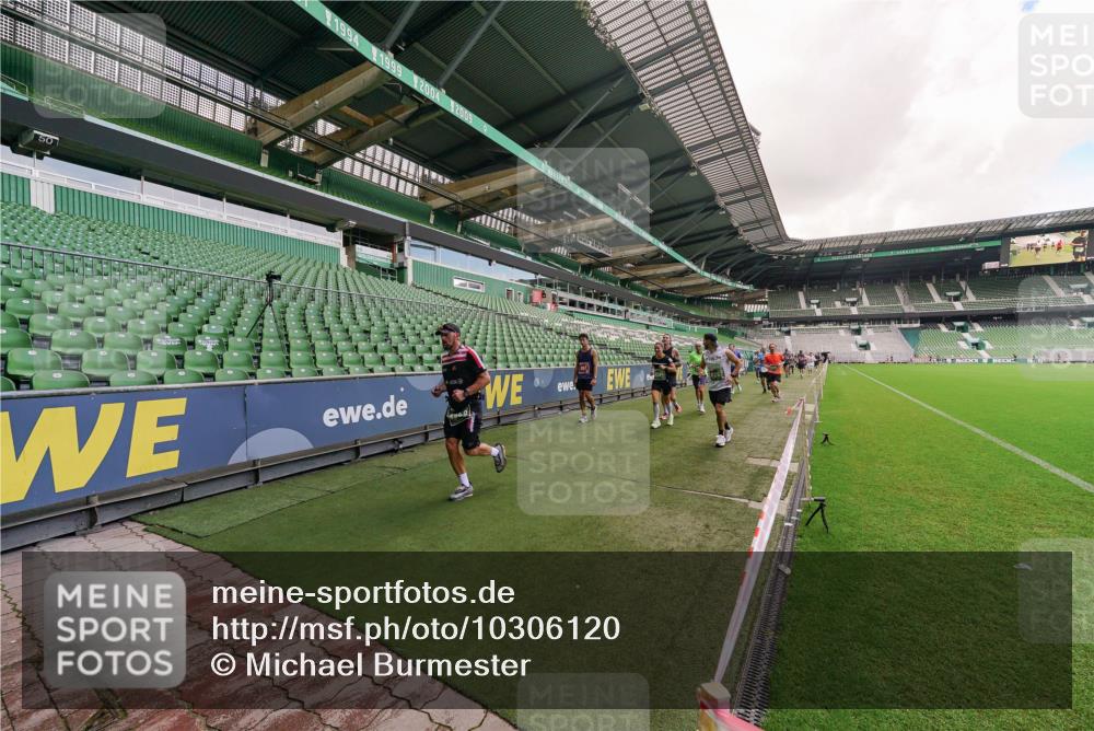 13.09.2026 - 21. swb-Marathon Bremen Michael Burmester http://msf.ph/oto/10306120 13.09.2026 12:58:05 Laufen im Stadion 141, 148, 334, 511, 672, 769, 776, 789, 790, 857, 909, 1010, 1119, 1191, 1199, 1254, 1281, 1535, 1601, 1642, 1647, 1752, 1809, 1881, 1900, 1931, 1933, 2046, 2051, 2075, 2324, 2343, 2367, 2371, 2397, 2402, 2423, 2425, 2493, 2577, 2634, 2640, 2671, 2761, 2771, 2807, 2903, 2904, 3021, 3051, 3078, 3120, 3138, 3148, 3182, 3186, 3319, 3338, 3435, 3450, 3458, 3514, 3534, 3560, 3634, 3655, 3685, 3690, 3695, 3760, 3813, 3866, 3933, 3939, 4101, 4316, 4319, 205 meine-sportfotos.de