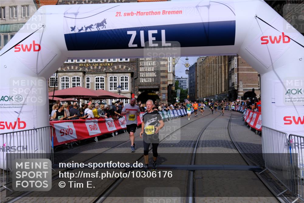 13.09.2026 - 21. swb-Marathon Bremen Tim E. http://msf.ph/oto/10306176 13.09.2026 10:50:00 Ziel 10508, 10709, 11007, 11092, 11183, 11717 meine-sportfotos.de