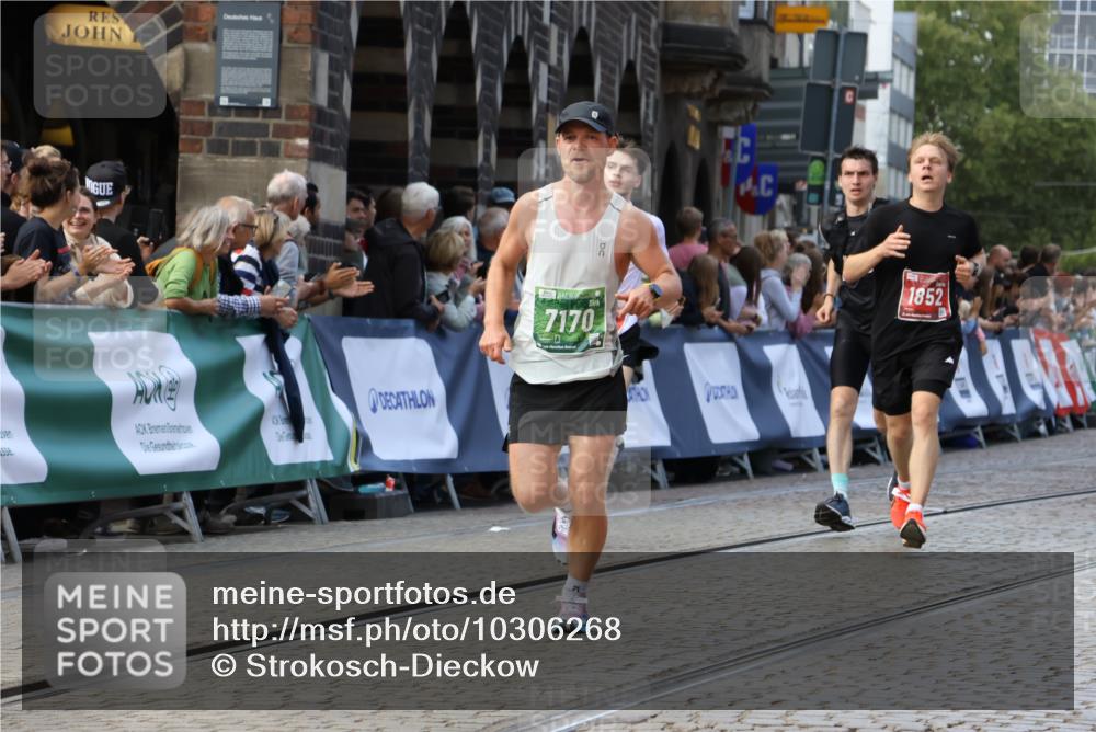 13.09.2026 - 21. swb-Marathon Bremen Strokosch-Dieckow http://msf.ph/oto/10306268 13.09.2026 13:00:04 Ziel 126, 277, 466, 807, 862, 1320, 1485, 1852, 4964, 5316, 5828, 6557, 8850, 671, 912, 1571, 1758, 7015, 7170, 8689 meine-sportfotos.de