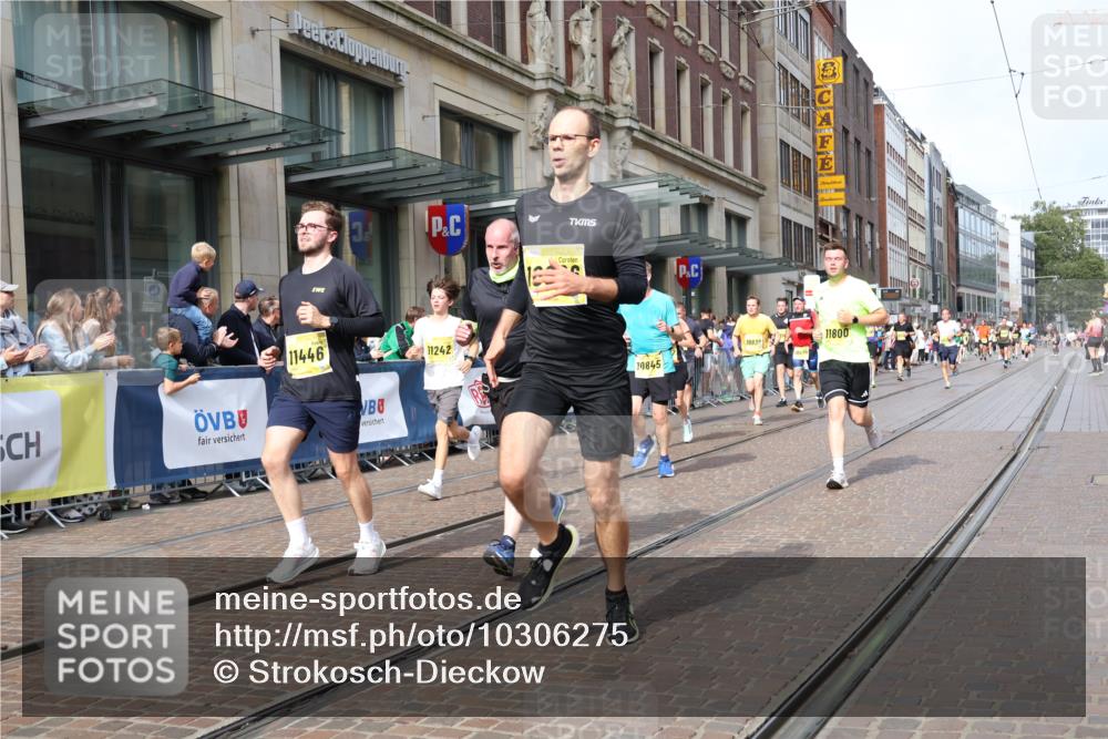 13.09.2026 - 21. swb-Marathon Bremen Strokosch-Dieckow http://msf.ph/oto/10306275 13.09.2026 10:53:30 Ziel 10141, 10174, 10222, 10227, 10255, 10478, 10579, 10684, 10685, 10708, 10838, 10845, 10905, 10947, 11206, 11242, 11446, 11489, 11502, 11596, 11950, 12075, 12119, 12244, 12331, 12341, 12356, 12405, 12435, 12492, 12515, 13597, 10222, 10448, 10479, 10585, 10626, 10757, 10780, 10821, 10886, 11012, 11168, 11242, 11379, 11590, 11800, 12040, 12056, 12170, 12275, 12308, 12461 meine-sportfotos.de