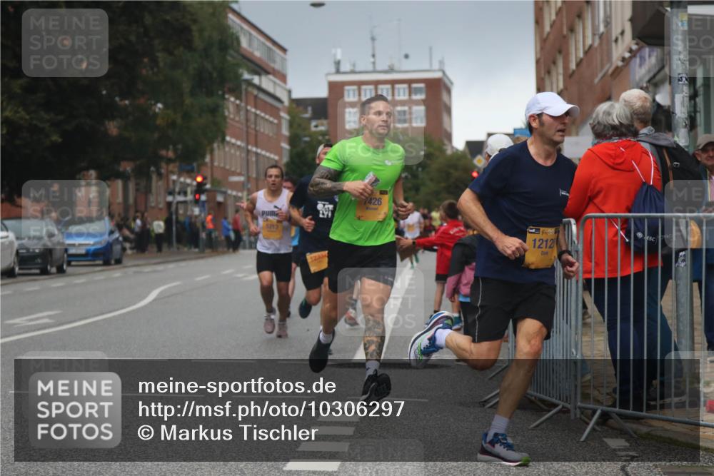 13.09.2026 - Kiel Lauf Markus Tischler http://msf.ph/oto/10306297 13.09.2026 10:27:35 Fleethörn 5213, 7426, 12334, 4, 38, 1212 meine-sportfotos.de