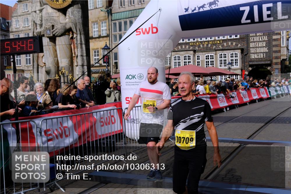 13.09.2026 - 21. swb-Marathon Bremen Tim E. http://msf.ph/oto/10306313 13.09.2026 10:50:03 Ziel 10508, 10709, 10966, 11005, 11007, 11035, 11183, 11717, 12380 meine-sportfotos.de