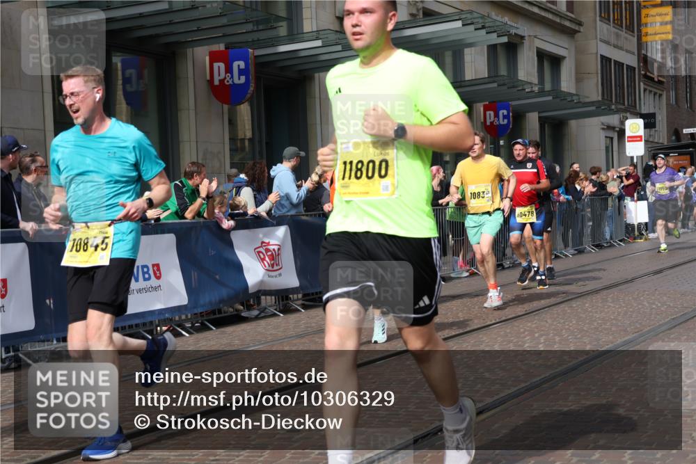13.09.2026 - 21. swb-Marathon Bremen Strokosch-Dieckow http://msf.ph/oto/10306329 13.09.2026 10:53:32 Ziel 10141, 10174, 10227, 10255, 10478, 10579, 10684, 10685, 10708, 10822, 10838, 10905, 10947, 11010, 11206, 11489, 11502, 11596, 11950, 12075, 12244, 12331, 12341, 12356, 12405, 12435, 12492, 12515, 13531, 13597, 10222, 10448, 10479, 10585, 10626, 10757, 10780, 10821, 10845, 10886, 11012, 11168, 11242, 11379, 11446, 11590, 11800, 12040, 12056, 12119, 12170, 12275, 12308, 12461 meine-sportfotos.de