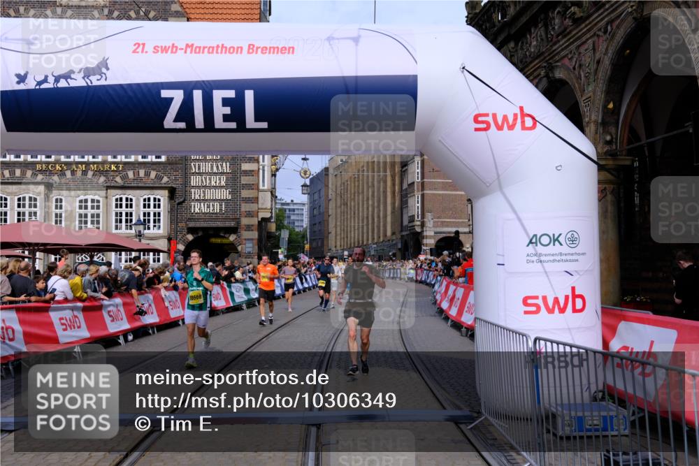 13.09.2026 - 21. swb-Marathon Bremen Tim E. http://msf.ph/oto/10306349 13.09.2026 10:50:06 Ziel 10508, 10593, 10709, 10966, 11005, 11007, 11035, 11183, 11717, 12380 meine-sportfotos.de