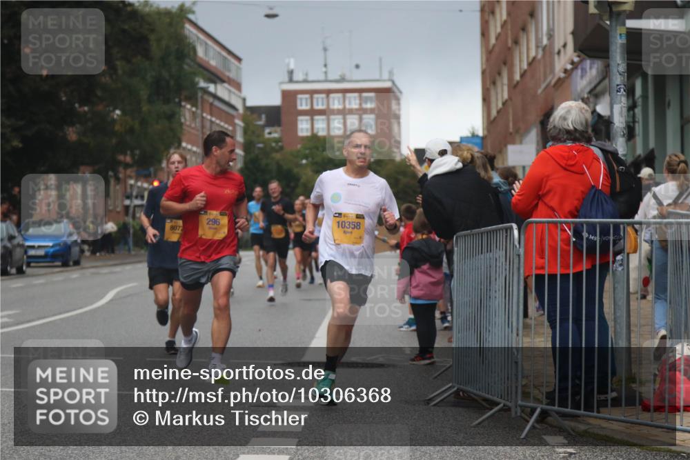 13.09.2026 - Kiel Lauf Markus Tischler http://msf.ph/oto/10306368 13.09.2026 10:27:46 Fleethörn 8072, 22222, 296, 39, 10358 meine-sportfotos.de