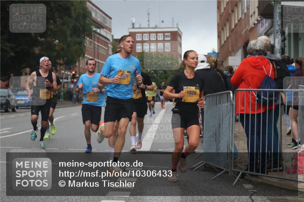 13.09.2026 - Kiel Lauf Markus Tischler http://msf.ph/oto/10306433 13.09.2026 10:27:53 Fleethörn 11462, 878, 3926, 0233, 38, 1828 meine-sportfotos.de