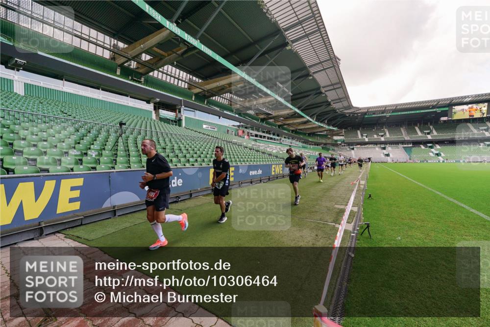 13.09.2026 - 21. swb-Marathon Bremen Michael Burmester http://msf.ph/oto/10306464 13.09.2026 12:59:01 Laufen im Stadion 141, 148, 191, 226, 232, 334, 511, 672, 745, 789, 790, 909, 972, 1080, 1119, 1166, 1191, 1199, 1281, 1516, 1535, 1642, 1647, 1752, 1881, 1931, 1933, 2046, 2210, 2289, 2343, 2367, 2371, 2397, 2423, 2425, 2481, 2570, 2577, 2771, 2806, 2807, 2827, 2885, 2899, 2903, 2953, 2961, 2979, 3015, 3021, 3098, 3120, 3124, 3138, 3148, 3182, 3186, 3190, 3233, 3319, 3338, 3435, 3516, 3531, 3534, 3560, 3652, 3655, 3695, 3933, 3934, 205 meine-sportfotos.de