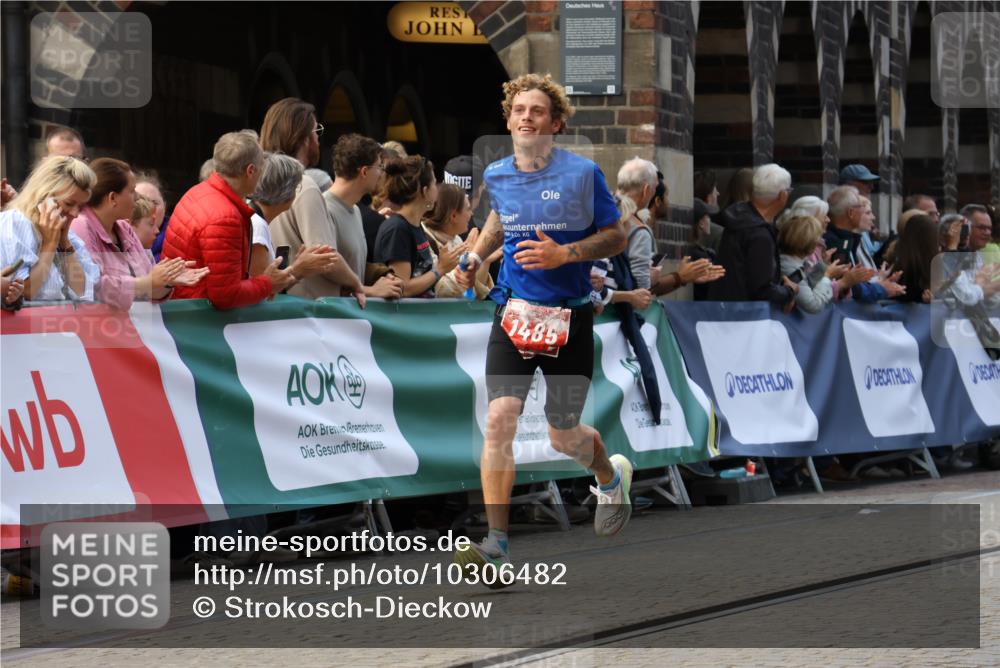 13.09.2026 - 21. swb-Marathon Bremen Strokosch-Dieckow http://msf.ph/oto/10306482 13.09.2026 13:00:12 Ziel 735, 807, 1320, 1485, 6557, 8850, 9153, 671, 912, 2683, 5776, 7015 meine-sportfotos.de