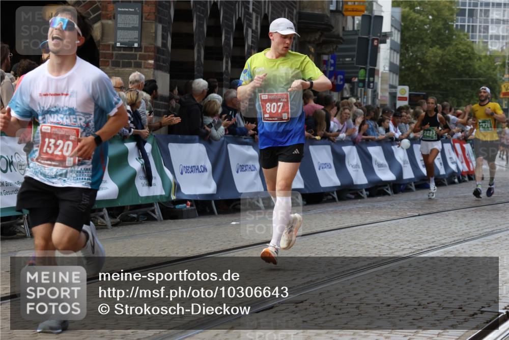 13.09.2026 - 21. swb-Marathon Bremen Strokosch-Dieckow http://msf.ph/oto/10306643 13.09.2026 13:00:16 Ziel 603, 735, 807, 1320, 1485, 1758, 1911, 1930, 7170, 8850, 9153, 1550, 1754, 2683, 5776, 7015 meine-sportfotos.de