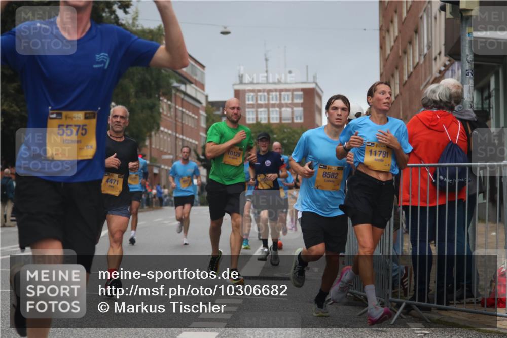 13.09.2026 - Kiel Lauf Markus Tischler http://msf.ph/oto/10306682 13.09.2026 10:28:44 Fleethörn 5575, 4471, 10129, 39, 8582, 11781 meine-sportfotos.de