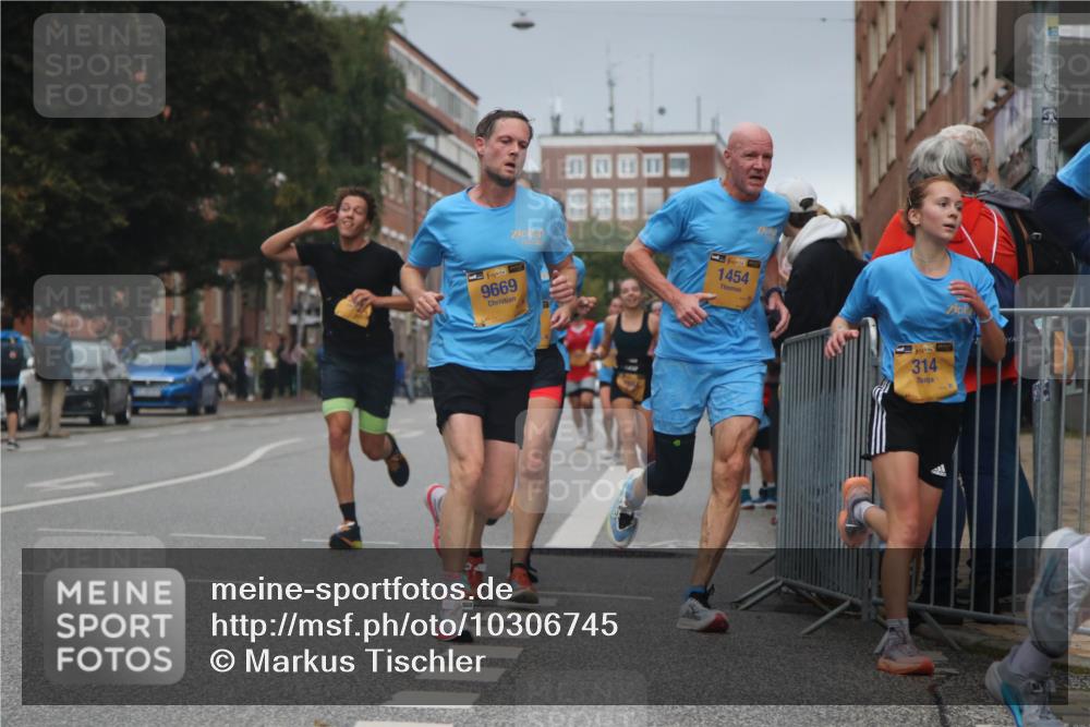 13.09.2026 - Kiel Lauf Markus Tischler http://msf.ph/oto/10306745 13.09.2026 10:28:48 Fleethörn 38, 1454, 39, 9669, 314 meine-sportfotos.de