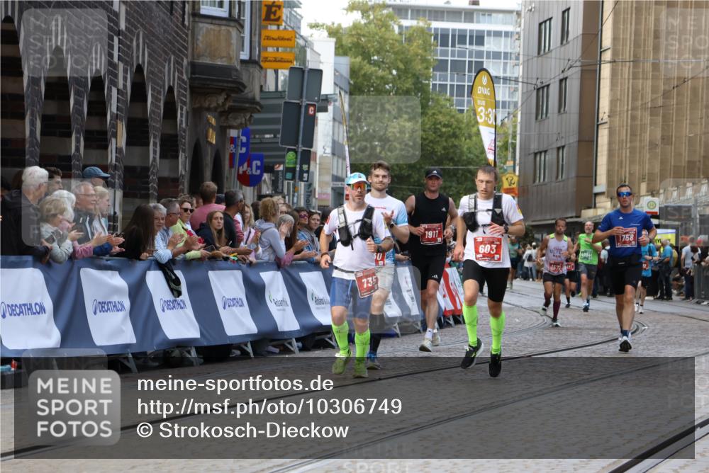 13.09.2026 - 21. swb-Marathon Bremen Strokosch-Dieckow http://msf.ph/oto/10306749 13.09.2026 13:00:24 Ziel 603, 735, 912, 1571, 1758, 1911, 1930, 7170, 8689, 9153, 453, 1136, 1550, 1754, 2141, 4904 meine-sportfotos.de