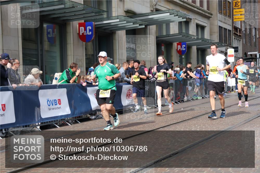 13.09.2026 - 21. swb-Marathon Bremen Strokosch-Dieckow http://msf.ph/oto/10306786 13.09.2026 10:53:43 Ziel 10255, 10579, 10684, 10685, 10708, 10822, 10947, 10996, 11010, 11206, 11290, 11329, 11361, 11489, 11596, 11765, 11998, 12075, 12244, 12356, 12405, 12435, 12492, 12515, 13531, 10141, 10174, 10222, 10227, 10478, 10479, 10626, 10684, 10821, 10838, 10845, 10886, 10905, 11168, 11242, 11379, 11446, 11502, 11590, 11800, 11950, 12056, 12119, 12308, 12331, 12341, 13597 meine-sportfotos.de