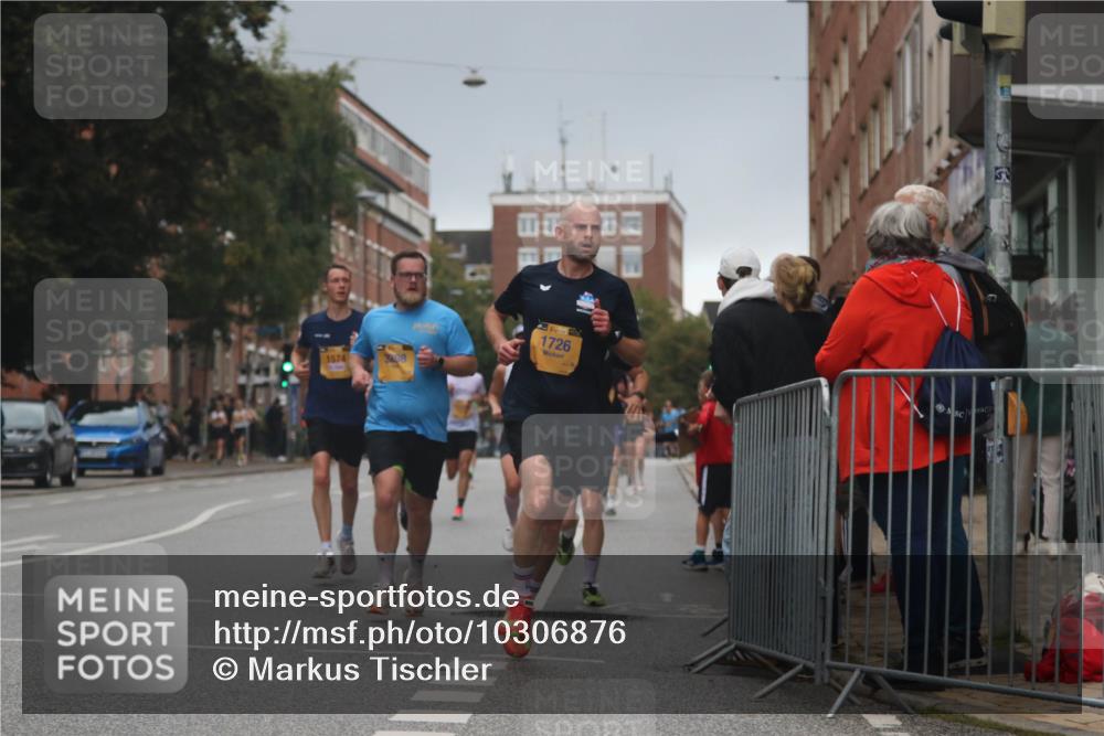 13.09.2026 - Kiel Lauf Markus Tischler http://msf.ph/oto/10306876 13.09.2026 10:29:23 Fleethörn 1574, 3408, 39, 1726 meine-sportfotos.de