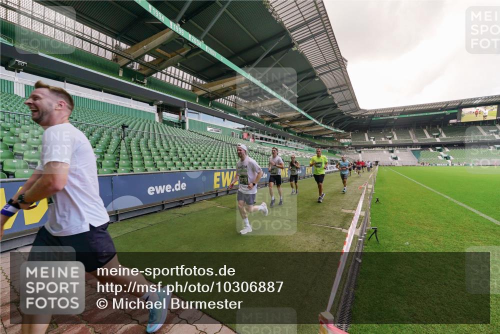 13.09.2026 - 21. swb-Marathon Bremen Michael Burmester http://msf.ph/oto/10306887 13.09.2026 13:00:11 Laufen im Stadion 135, 191, 226, 232, 242, 260, 342, 651, 687, 745, 972, 1080, 1166, 1209, 1368, 1493, 1494, 1516, 1650, 1861, 1935, 1963, 2088, 2210, 2289, 2293, 2306, 2322, 2367, 2409, 2427, 2481, 2485, 2490, 2517, 2560, 2570, 2577, 2658, 2686, 2700, 2708, 2781, 2806, 2827, 2885, 2899, 2906, 2914, 2953, 2961, 2967, 2979, 3015, 3021, 3076, 3098, 3105, 3124, 3145, 3168, 3173, 3190, 3233, 3273, 3354, 3385, 3480, 3516, 3524, 3531, 3642, 3652, 3729, 3774, 3855, 3856, 3861, 3930, 3934 meine-sportfotos.de