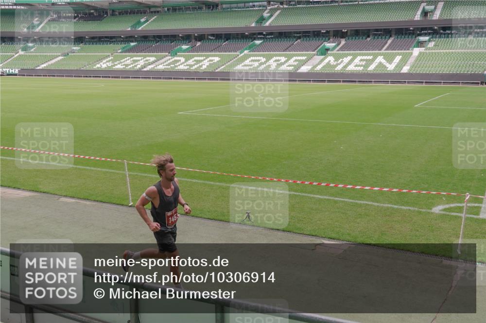13.09.2026 - 21. swb-Marathon Bremen Michael Burmester http://msf.ph/oto/10306914 13.09.2026 12:30:02 Laufen im Stadion 314, 520, 547, 719, 858, 934, 959, 1168, 1214, 1428, 1453, 5212, 6485, 103, 206, 238, 322, 447, 841, 875, 968, 1187, 1840, 2032, 2044, 2143 meine-sportfotos.de
